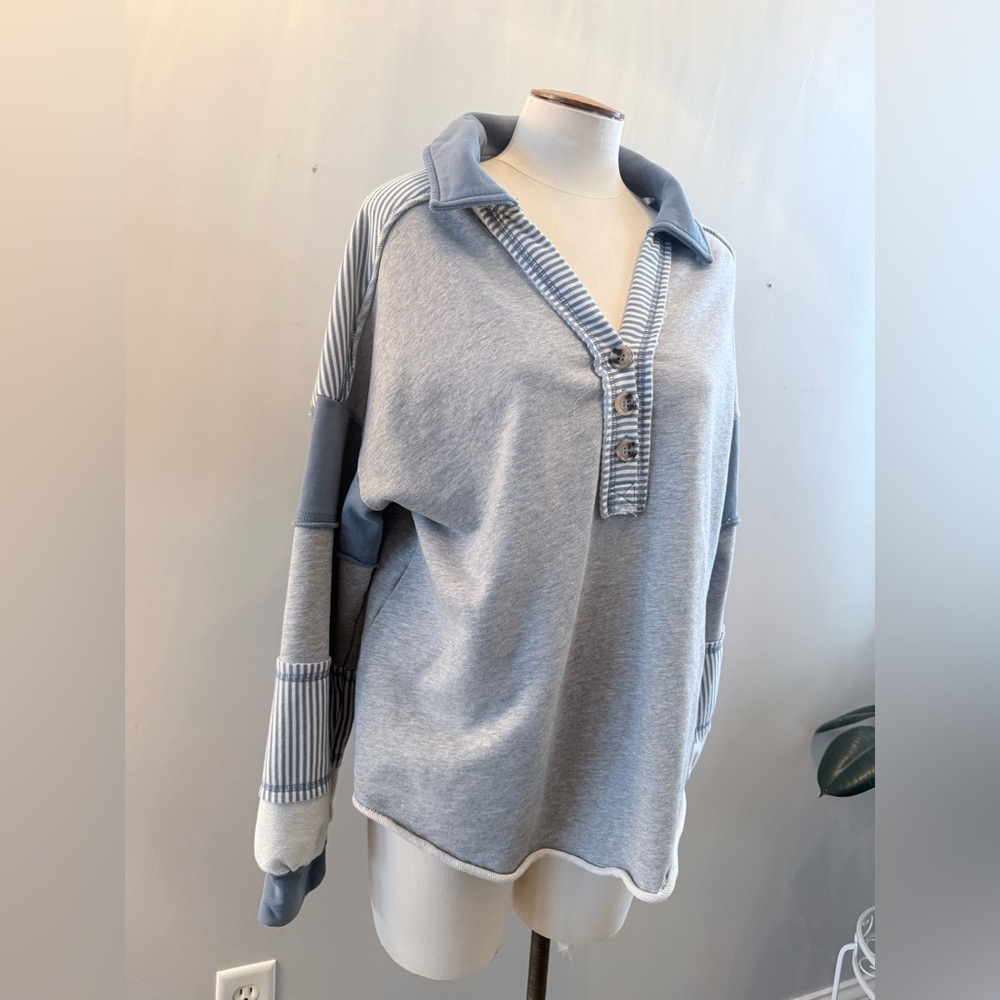 Effortless style Blue and Gray patchwork Button-Up Pullover - Picture 2 of 5